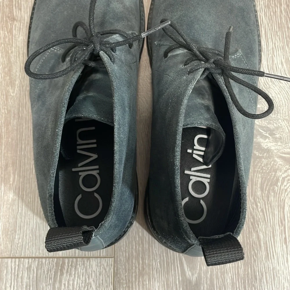 Calvin Klein Ultan Suede Leather Lug Sole Chukka Boots Gray 11